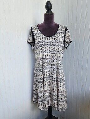Nue Options Dress Women's Beige Black Multi Geometric Sleeveless Stretchy Sz L